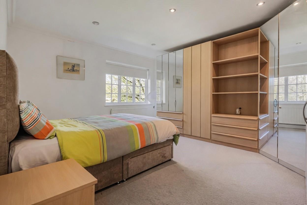 Coombehurst Close, Barnet, EN4, Barnet